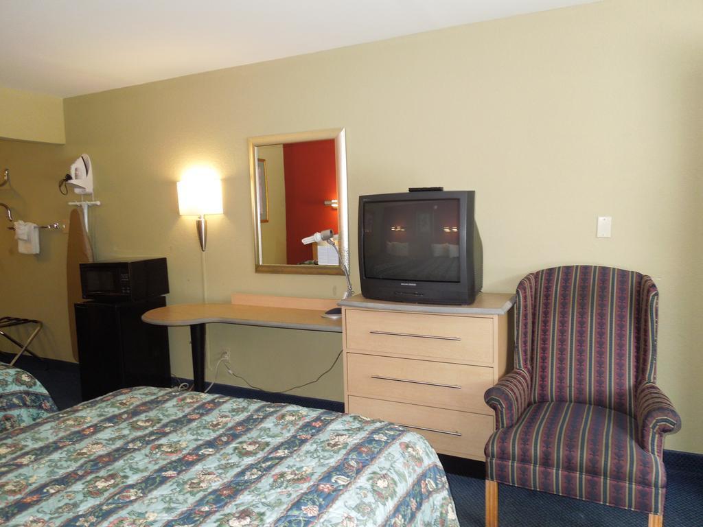 Red Roof Inn Williamsburg Rom bilde