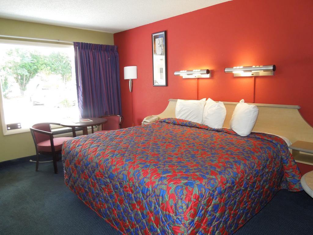 Red Roof Inn Williamsburg Rom bilde