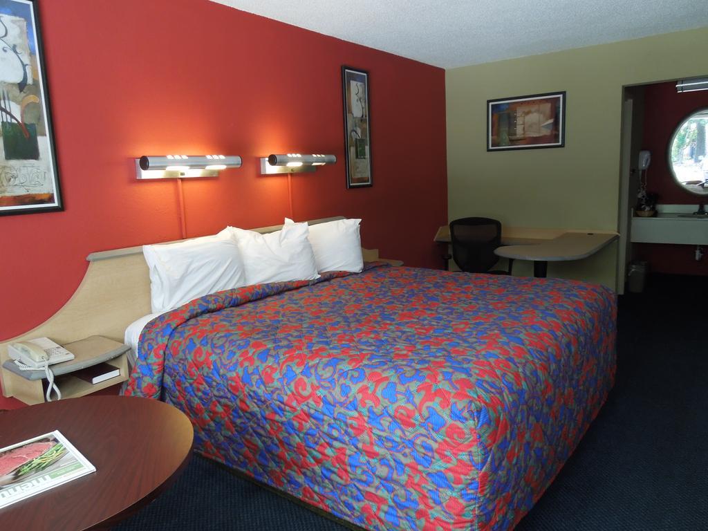 Red Roof Inn Williamsburg Rom bilde